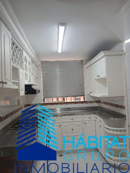 Apartamento en arriendo Antioquia Medellín Alejandria 85 m2 Habitaciones 3 Baños 3 Garajes 1 Precio $4000000