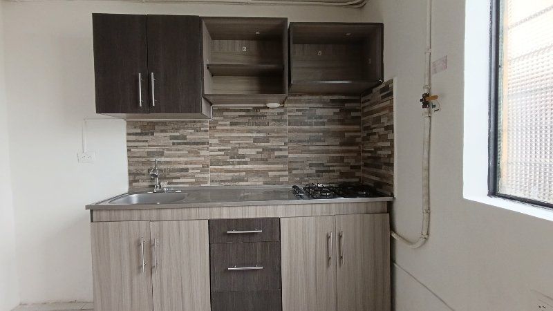 Casa en arriendo Antioquia Medellín Campo Valdes No2 90 m2 Habitaciones 3 Baños 2 Garajes 0 Precio $1750000