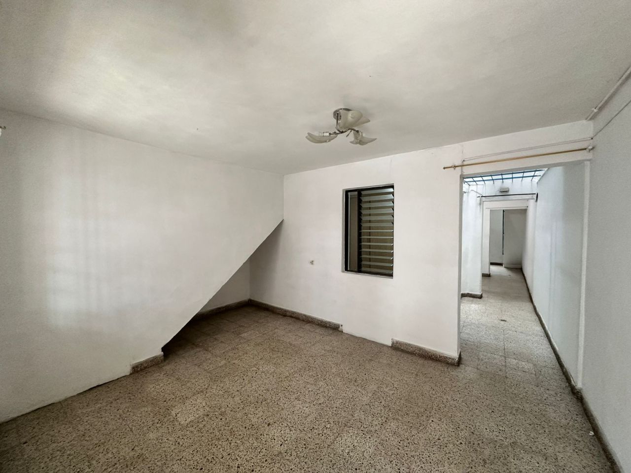 Casa en arriendo Antioquia Medellín Las Mercedes 75 m2 Habitaciones 2 Baños 2 Garajes 0 Precio $1300000