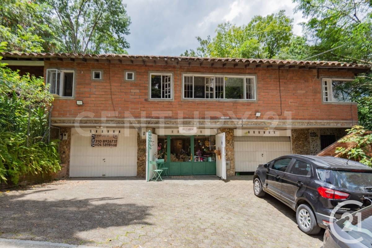 Casa en arriendo Antioquia Medellín Las Lomas No1 330 m2 Habitaciones 3 Baños 3 Garajes 4 Precio $10500000