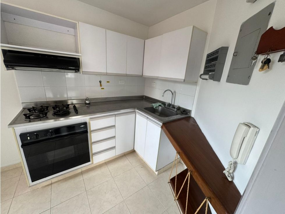 Apartamento en arriendo Antioquia Medellín Loma De Los Bernal 65 m2 Habitaciones 3 Baños 2 Garajes 1 Precio $3156000