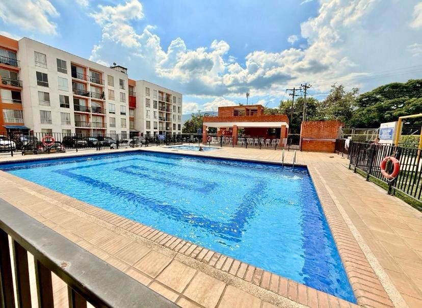 Apartamento en venta Valle Del Cauca Cali Brisas De Los Álamos 56 m2 Habitaciones 2 Baños 1 Garajes 1 Precio $215000000