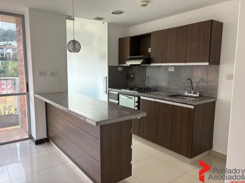 Apartamento en arriendo Antioquia Envigado La Inmaculada 70 m2 Habitaciones 2 Baños 2 Garajes 1 Precio $3700000