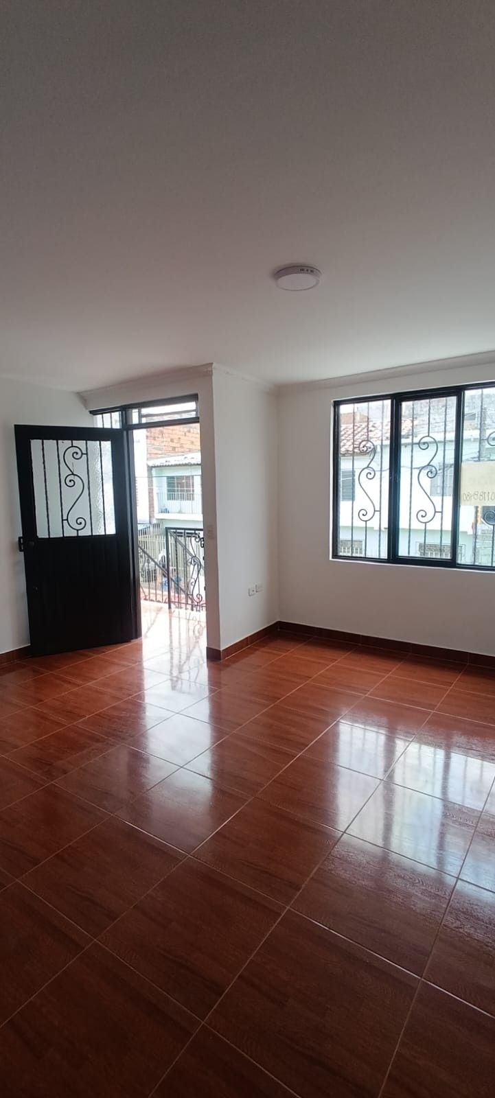 Casa en venta Valle Del Cauca Cali La Independencia 91 m2 Habitaciones 8 Baños 5 Garajes 1 Precio $550000000