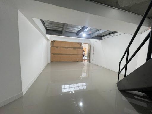 Local en arriendo Antioquia Medellín Los Conquistadores 93 m2 Habitaciones 0 Baños 1 Garajes 0 Precio $12177395