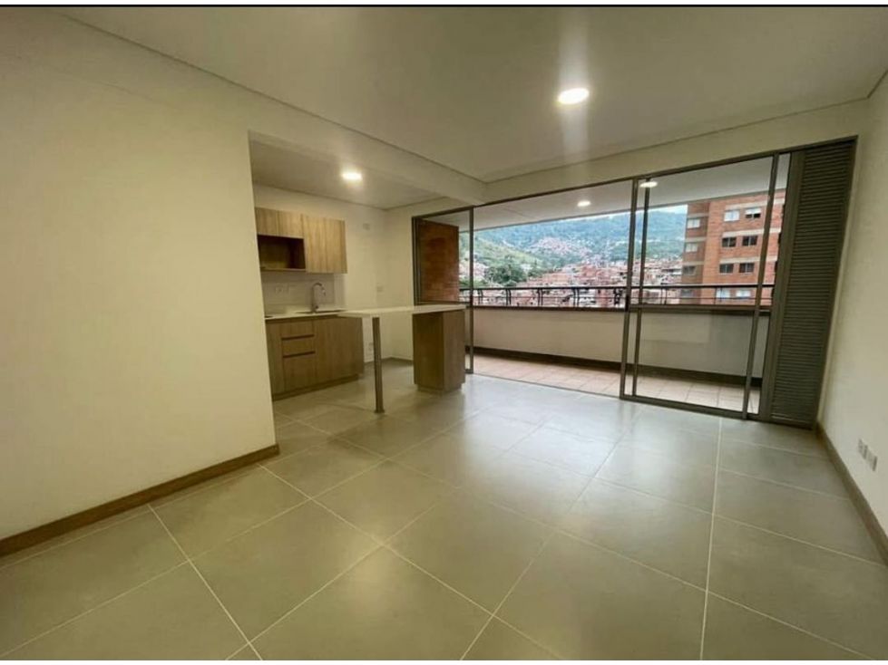 Apartamento en venta Antioquia Itagüí Itagüí 60 m2 Habitaciones 2 Baños 2 Garajes 1 Precio $490000000