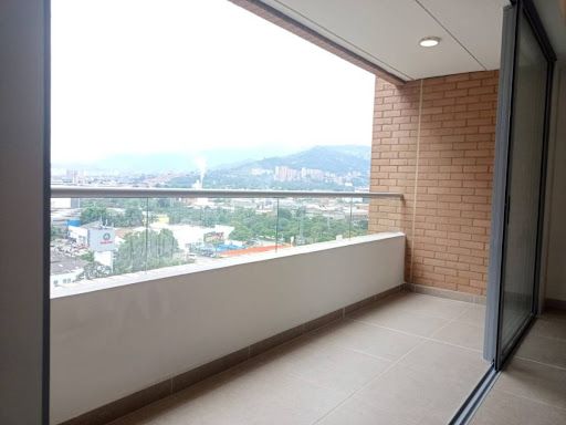 Apartamento en arriendo Antioquia Medellín Simesa 81 m2 Habitaciones 3 Baños 2 Garajes 1 Precio $4400000