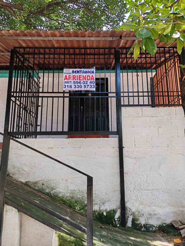 Apartaestudio en arriendo Norte De Santander Cúcuta Loma De Bolivar 62 m2 Habitaciones 1 Baños 1 Garajes 0 Precio $400000