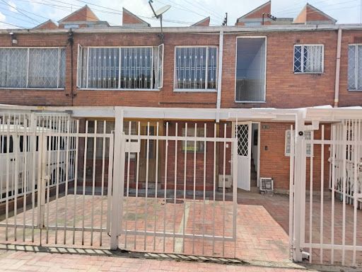 Apartamento en arriendo Cundinamarca Bogotá Los Angeles 62 m2 Habitaciones 3 Baños 1 Garajes 1 Precio $2000000