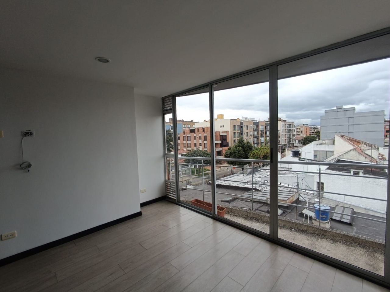 Apartamento en venta Cundinamarca Bogotá Los Cedros 58 m2 Habitaciones 2 Baños 1 Garajes 1 Precio $480000000