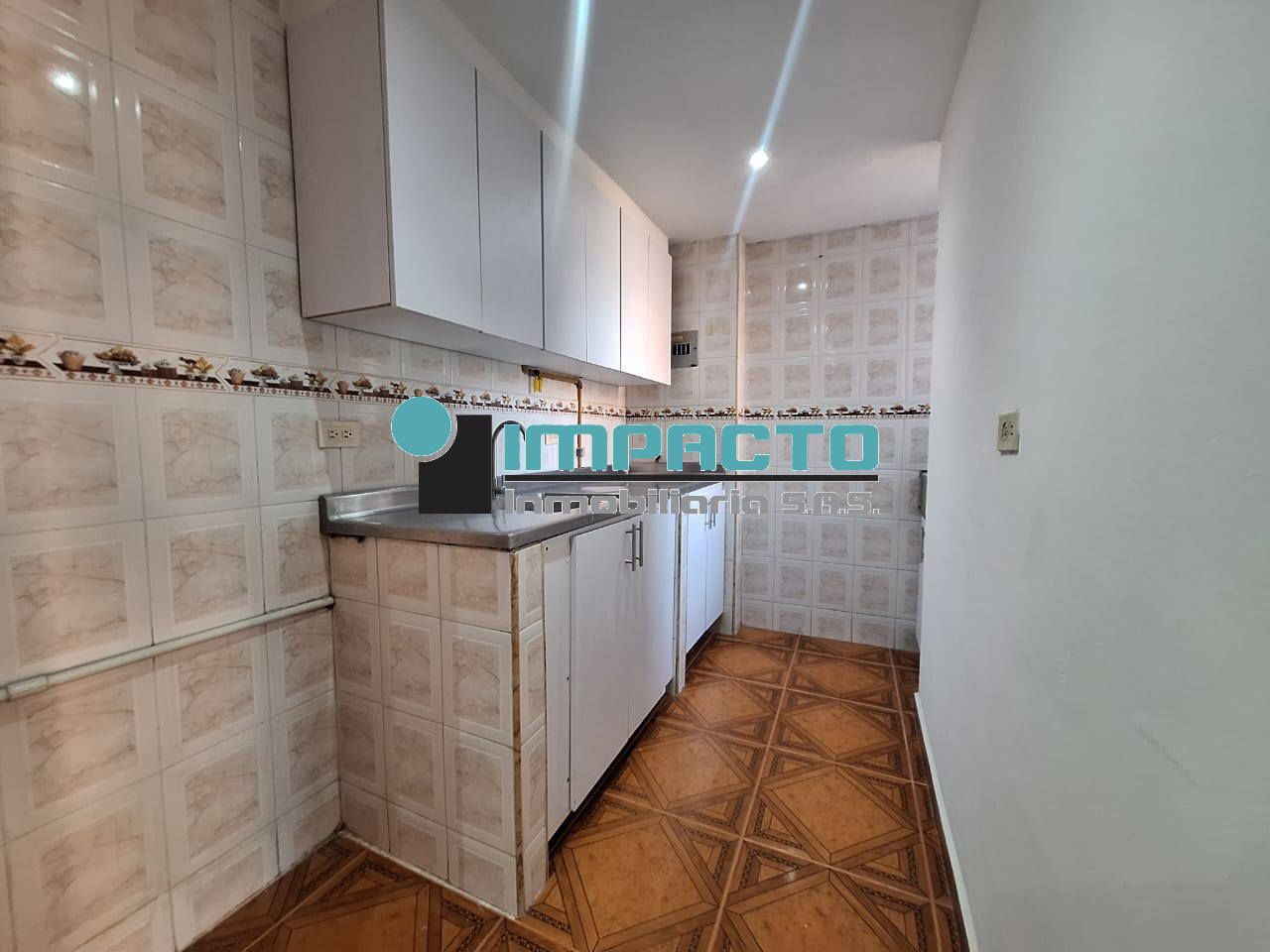 Apartamento en arriendo Antioquia Medellín El Chagualo 55 m2 Habitaciones 3 Baños 1 Garajes 0 Precio $1600000
