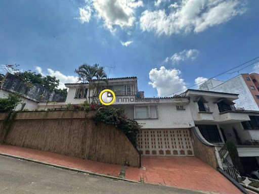 Casa en arriendo Santander Bucaramanga Pan De Azucar 498 m2 Habitaciones 5 Baños 6 Garajes 2 Precio $8000000