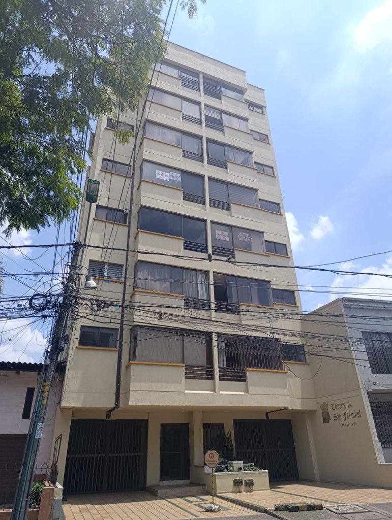 Apartaestudio en arriendo Valle Del Cauca Cali Miraflores 40 m2 Habitaciones 1 Baños 1 Garajes 1 Precio $2000000