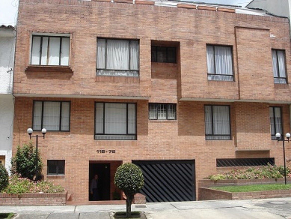 Apartaestudio en arriendo Cundinamarca Bogotá Santa Barbara Central 52 m2 Habitaciones 1 Baños 1 Garajes 1 Precio $2400000
