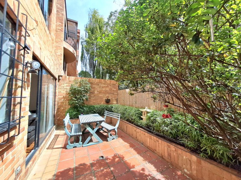 Casa en venta Cundinamarca Bogotá Bella Suiza 196 m2 Habitaciones 4 Baños 5 Garajes 2 Precio $1290000000