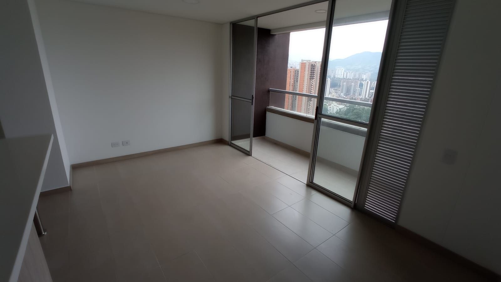 Apartamento en arriendo Antioquia Sabaneta Vegas De San José 70 m2 Habitaciones 3 Baños 2 Garajes 1 Precio $3000000
