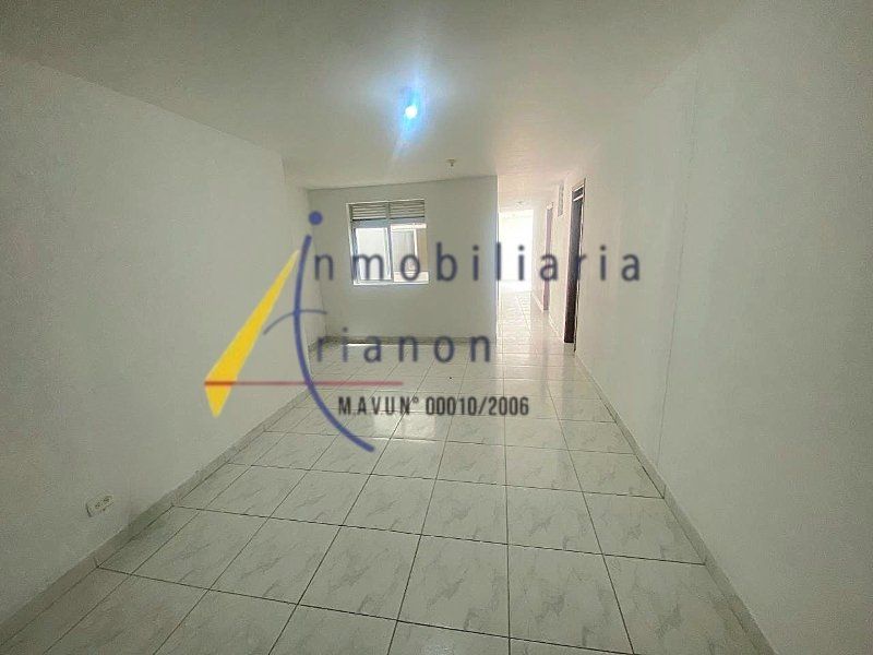Casa en arriendo Antioquia Medellín San Bernardo 75 m2 Habitaciones 3 Baños 2 Garajes 1 Precio $3500000