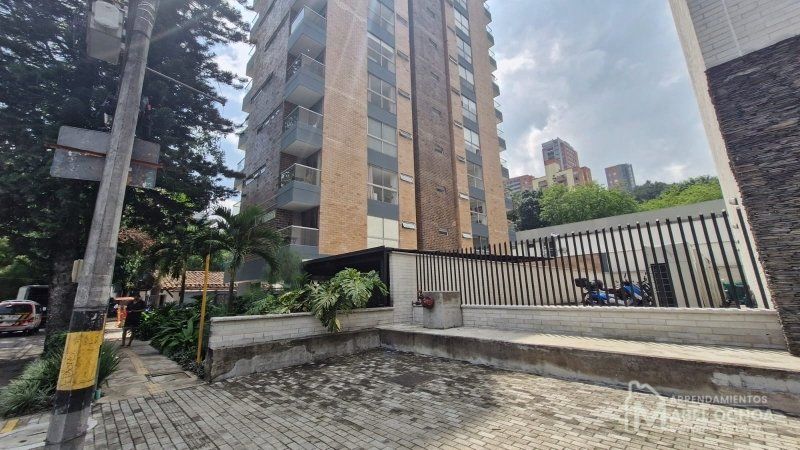 Apartaestudio en arriendo Antioquia Medellín La Aguacatala 39 m2 Habitaciones 1 Baños 2 Garajes 0 Precio $3400000