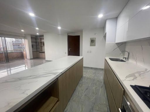 Apartamento en arriendo Antioquia Medellín Patio Bonito 120 m2 Habitaciones 4 Baños 3 Garajes 2 Precio $7800000