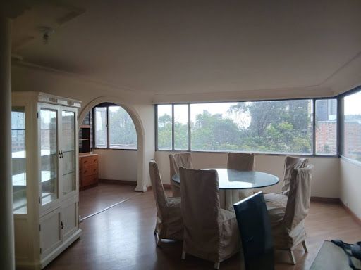 Apartamento en arriendo Cundinamarca Bogotá La Macarena 131 m2 Habitaciones 3 Baños 3 Garajes 0 Precio $4600000