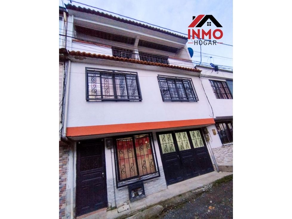 Casa en venta Risaralda Santa Rosa De Cabal Santa Rosa De Cabal 216 m2 Habitaciones 6 Baños 3 Garajes 0 Precio $380000000