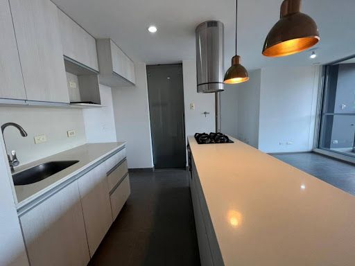 Apartamento en arriendo Antioquia Envigado El Esmeraldal 75 m2 Habitaciones 2 Baños 2 Garajes 1 Precio $4150000