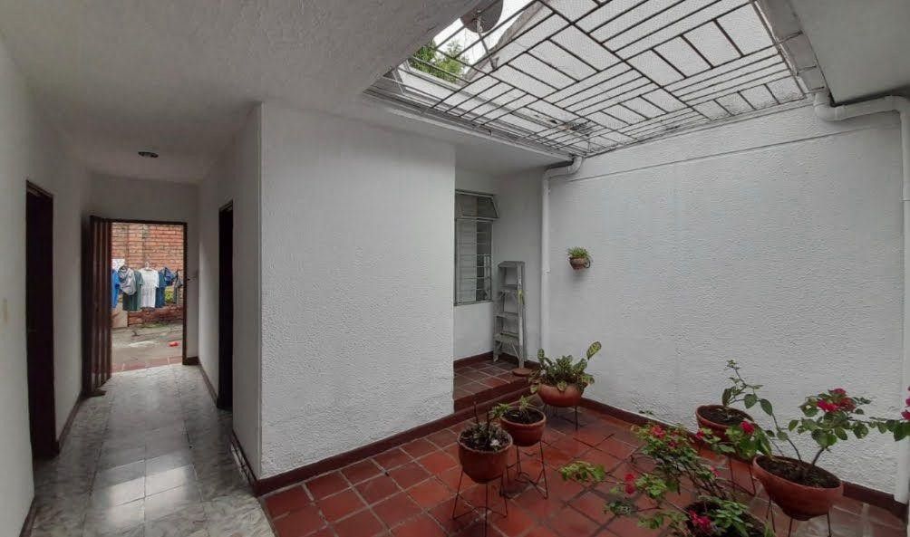 Casa en venta Valle Del Cauca Cali San Fernando Nuevo 202 m2 Habitaciones 4 Baños 3 Garajes 1 Precio $650000000