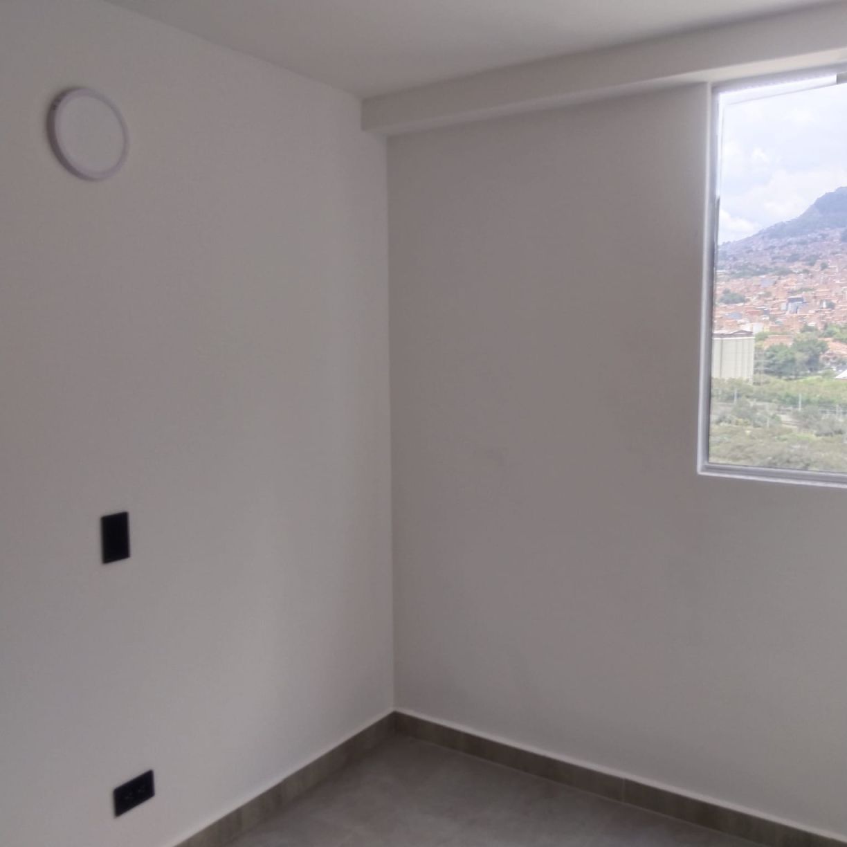 Apartamento en arriendo Antioquia Bello La Gabriela 54 m2 Habitaciones 3 Baños 2 Garajes 0 Precio $2300000