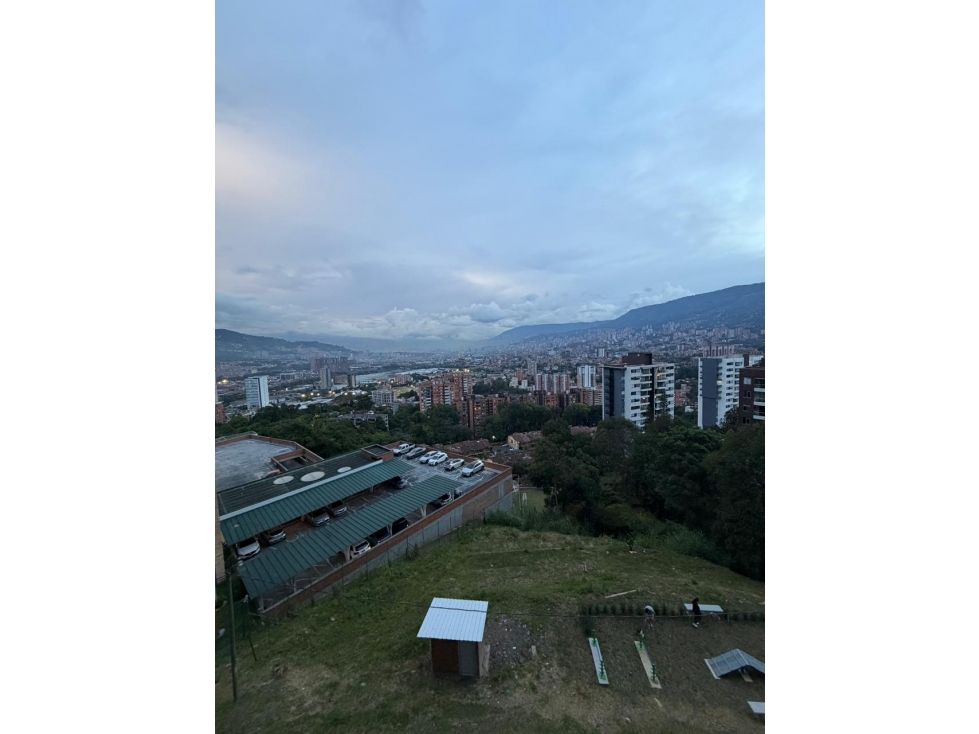 Apartamento en venta Antioquia Envigado Loma Del Barro 65 m2 Habitaciones 3 Baños 2 Garajes 1 Precio $456000000