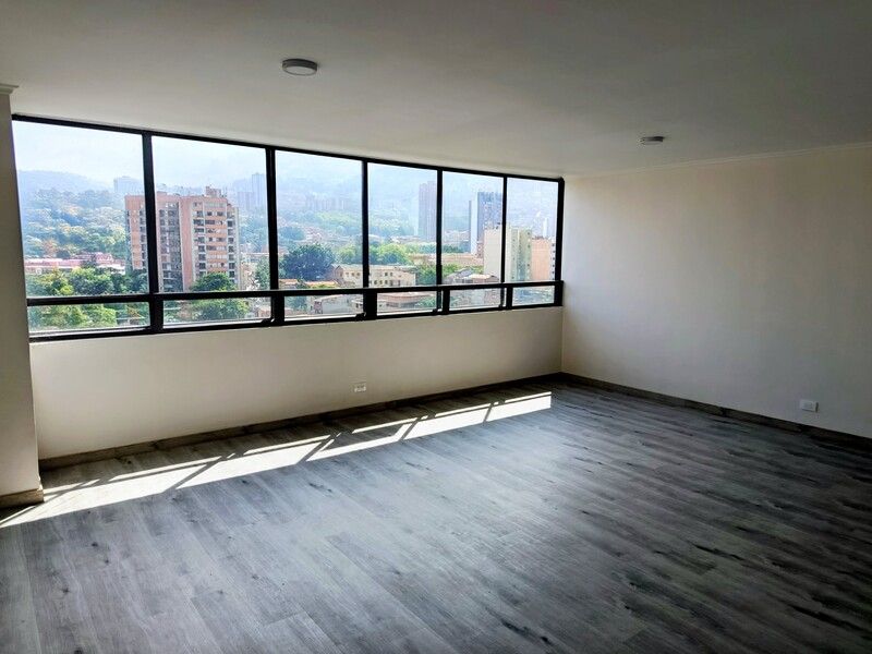Apartamento en arriendo Antioquia Medellín Boston 122 m2 Habitaciones 3 Baños 3 Garajes 1 Precio $4000000