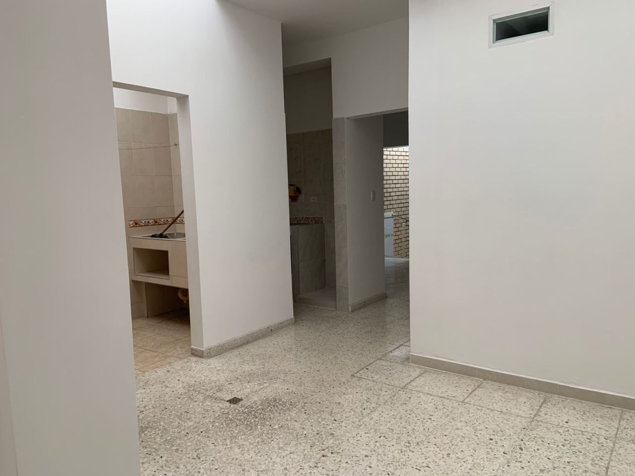 Casa en arriendo Valle Del Cauca Palmira Central 125 m2 Habitaciones 2 Baños 2 Garajes 0 Precio $1800000