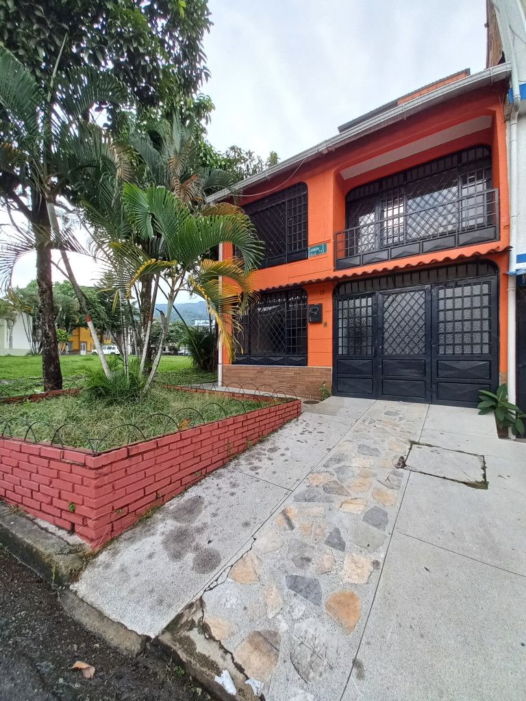 Casa en arriendo Tolima Ibagué Ub Santa Ana 127 m2 Habitaciones 3 Baños 2 Garajes 1 Precio $1400000