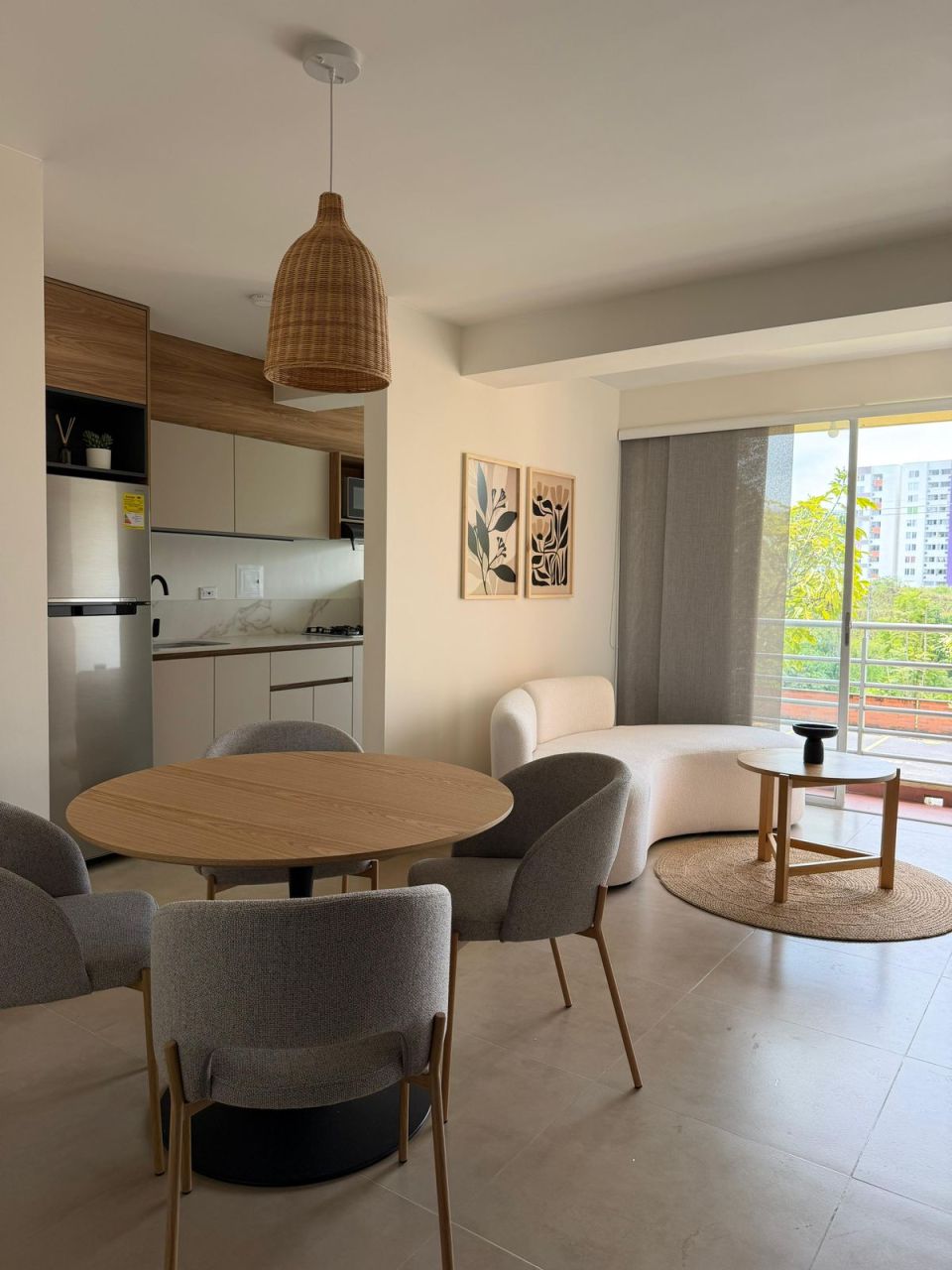 Apartamento en arriendo Risaralda Pereira Ciudadela Comfamiliar Ii 60 m2 Habitaciones 2 Baños 2 Garajes 1 Precio $3300000