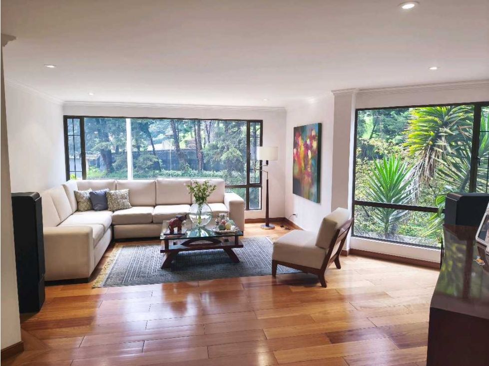 Apartamento en venta Cundinamarca Bogotá Los Rosales 210 m2 Habitaciones 3 Baños 3 Garajes 3 Precio $1500000000