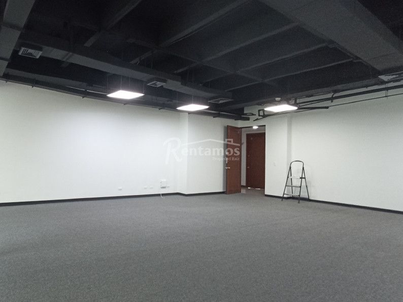 Oficina en arriendo Antioquia Medellín La Florida 100 m2 Habitaciones 0 Baños 0 Garajes 3 Precio $11780000