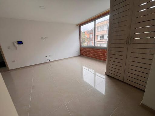 Apartamento en arriendo Antioquia La Estrella Los Horizontes 60 m2 Habitaciones 3 Baños 2 Garajes 1 Precio $2300000