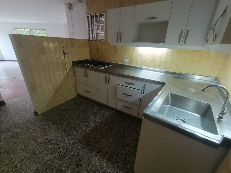 Apartamento en arriendo Antioquia Bello Briceño 100 m2 Habitaciones 4 Baños 2 Garajes 1 Precio $2700000