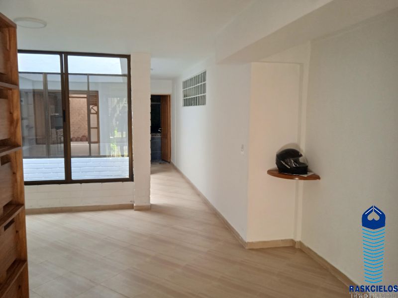 Casa en arriendo Antioquia Medellín Santa Teresita 110 m2 Habitaciones 2 Baños 2 Garajes 0 Precio $4700000