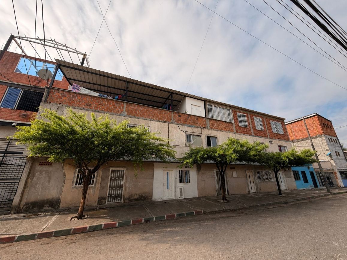 Casa en venta Valle Del Cauca Cali Sultana - Berlin 246 m2 Habitaciones 12 Baños 7 Garajes 0 Precio $470000000