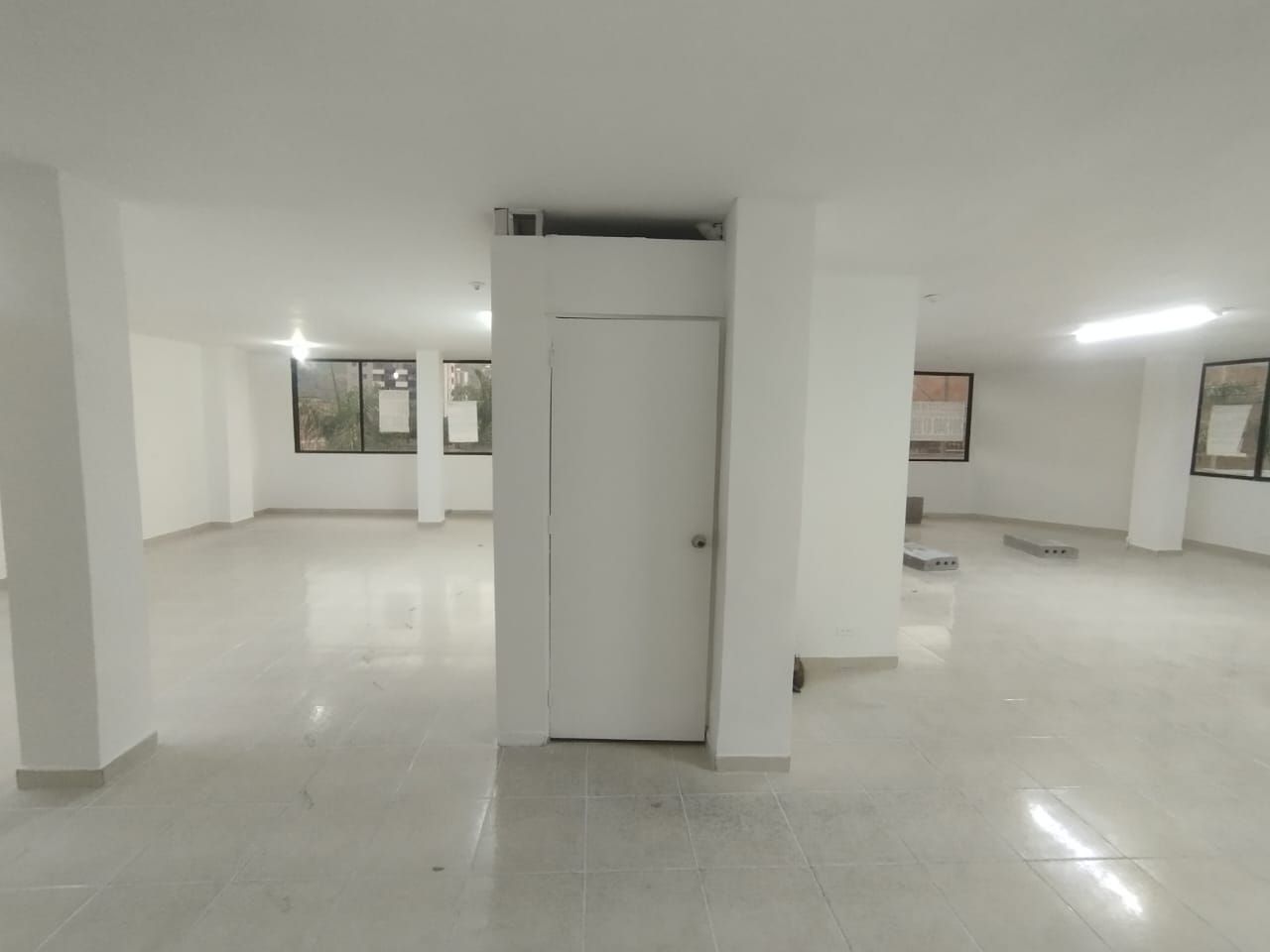 Local en arriendo Antioquia Bello Manchester 140 m2 Habitaciones 0 Baños 2 Garajes 0 Precio $4000000