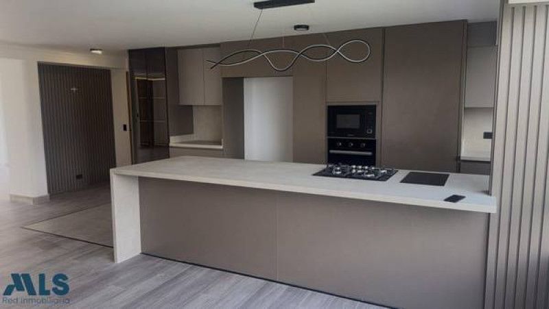 Apartamento en venta Antioquia Medellín La Florida 190 m2 Habitaciones 3 Baños 3 Garajes 2 Precio $1800000000