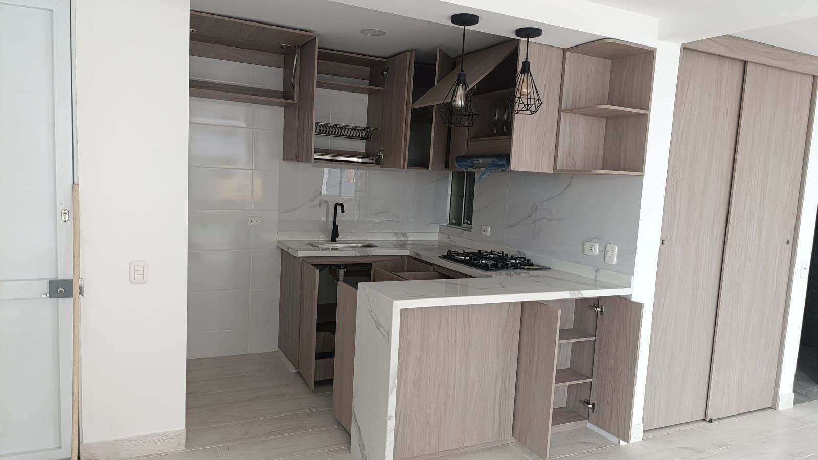 Apartamento en venta Meta Villavicencio Villavicencio 62 m2 Habitaciones 2 Baños 2 Garajes 0 Precio $230000000