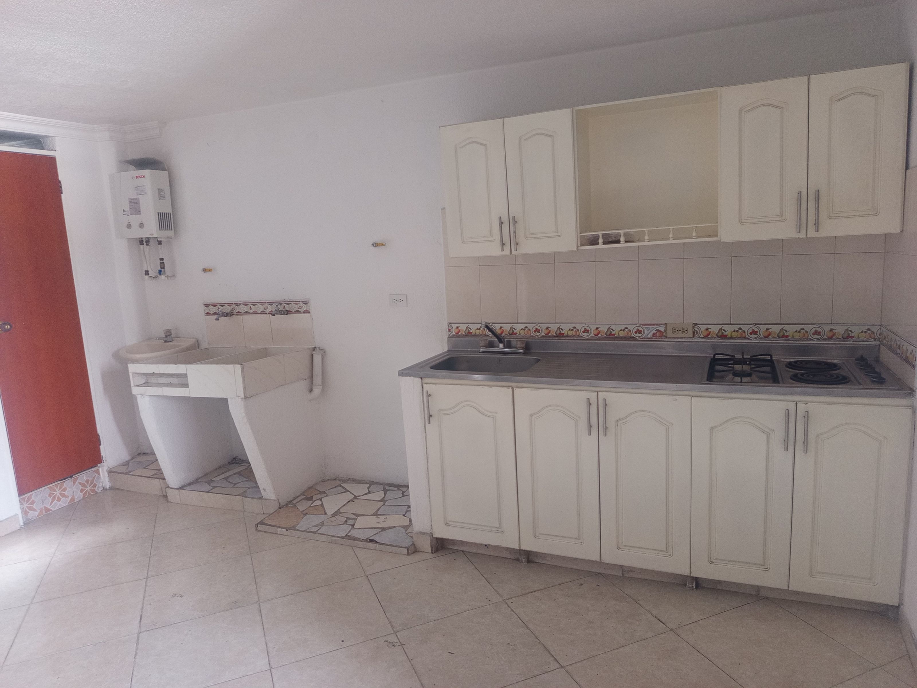 Apartaestudio en arriendo Antioquia Itagüí Las Mercedes 45 m2 Habitaciones 1 Baños 1 Garajes 0 Precio $1400000