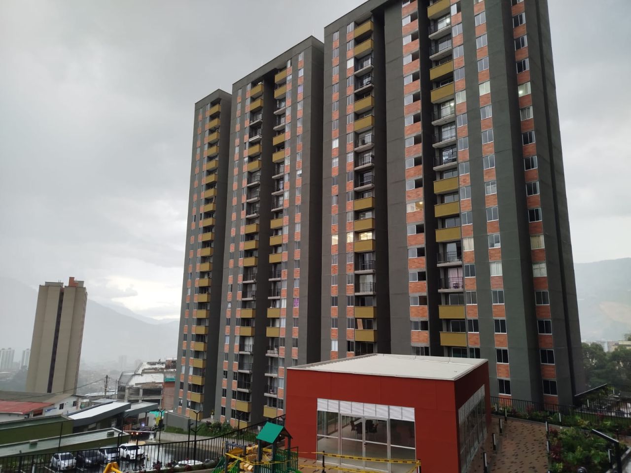 Apartamento en arriendo Antioquia Bello Asentamiento Hato Viejo 54 m2 Habitaciones 3 Baños 2 Garajes 0 Precio $1900000