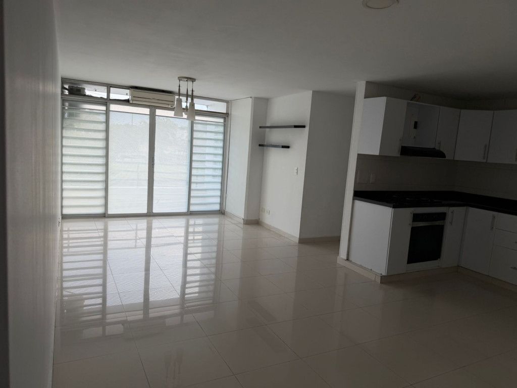 Apartamento en venta Valle Del Cauca Cali Quintas De Salomia 75 m2 Habitaciones 3 Baños 2 Garajes 1 Precio $320000000
