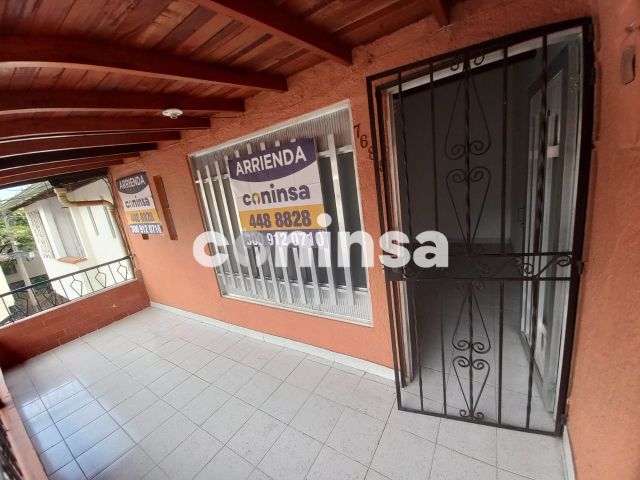 Casa en arriendo Antioquia Medellín Kennedy 100 m2 Habitaciones 4 Baños 2 Garajes 0 Precio $2200000