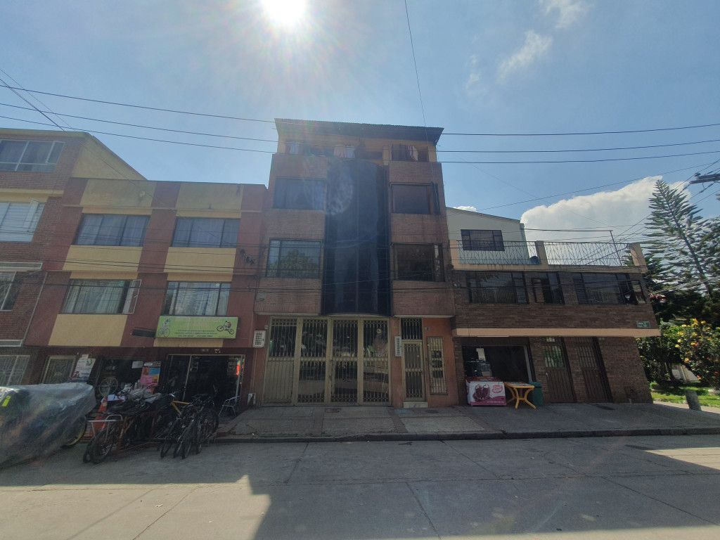 Casa en venta Cundinamarca Bogotá El Vervenal 384 m2 Habitaciones 10 Baños 6 Garajes 0 Precio $1500000000