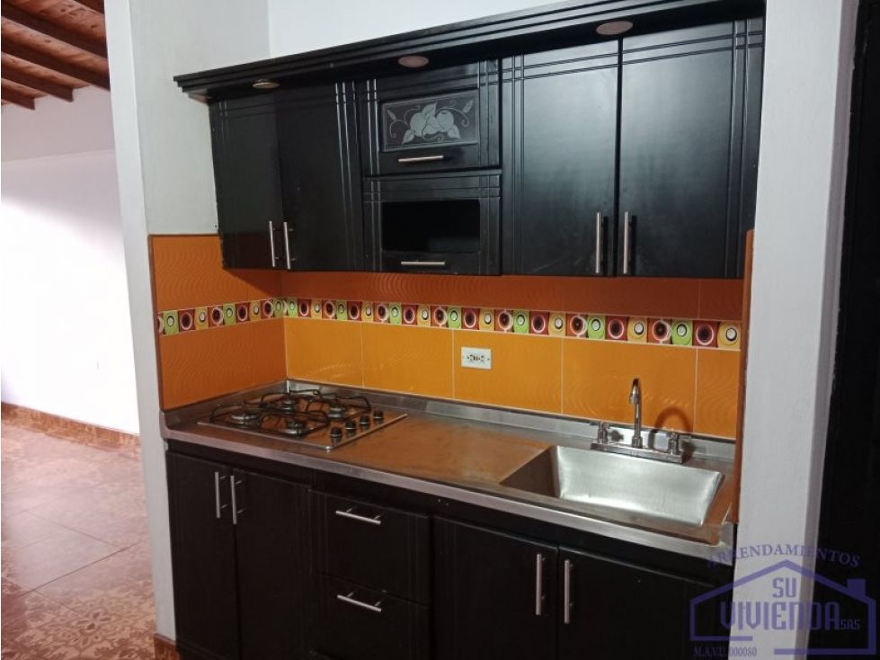 Apartamento en arriendo Antioquia Medellín La Colina 60 m2 Habitaciones 3 Baños 1 Garajes 0 Precio $1480000