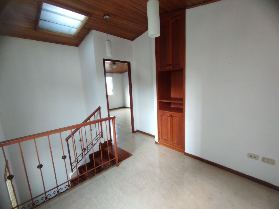 Casa en venta Caldas Manizales Sacatin Viejo 112 m2 Habitaciones 5 Baños 3 Garajes 1 Precio $490000000