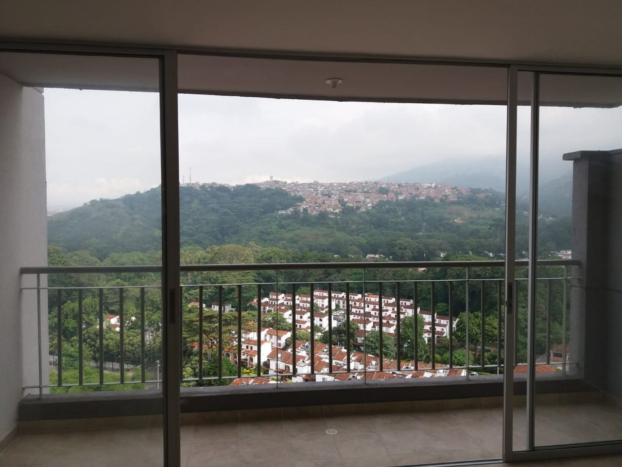 Apartamento en arriendo Santander Floridablanca Florida 80 m2 Habitaciones 3 Baños 2 Garajes 1 Precio $2214000